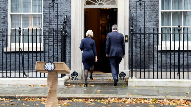 Großbritannien: Regierungskrise in London: Premierministerin Liz Truss tritt zurück