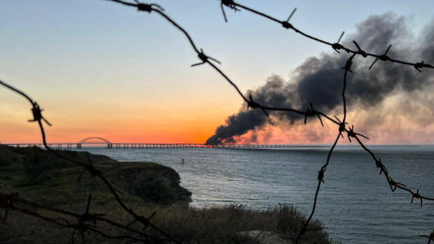 Ukraine-Krieg: Explosion auf Krim-Brücke: Sicherheitskreise vermuten ukrainische Attacke