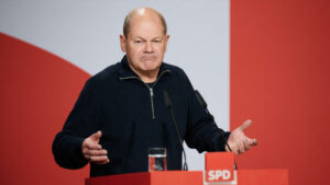 „Letzte Generation“: Klima-Aktivisten blockieren BER – Scholz äußert harsche Kritik