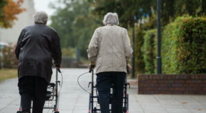 Alterssicherung: Arbeitgeber wollen Rentenalter auf den Prüfstand stellen