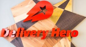Konsumflaute bremst Umsatz: Delivery Hero-Aktie klettert: Verlust soll weiter eingegrenzt werden