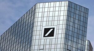 Hochrisiko-Krediten: EZB fordert laut Insiderkreisen Kapitalaufschlag von der Deutschen Bank