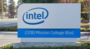 Kaufvertrag unterzeichnet: Intel-Aktie vorbörslich gefragt: Intel kommt bei Magdeburg-Investition voran