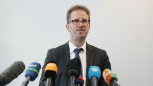 Klaus Müller: Netzagentur-Chef kritisiert Gasverbrauch als viel zu hoch