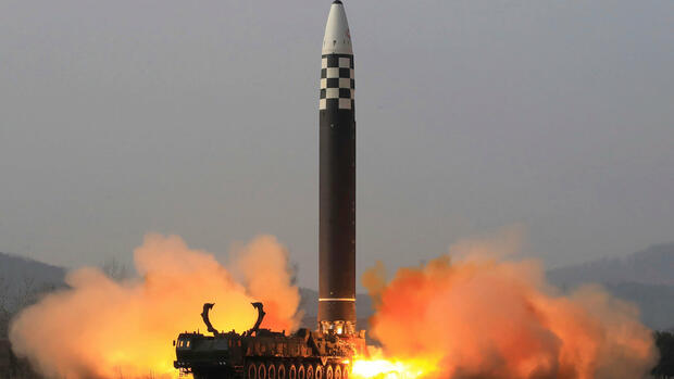 Koreakrise: USA schicken Langstreckenbomber nach Südkorea – Nordkorea soll Raketentests fortsetzen