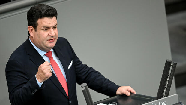 Reform: CDU-Chef Merz lehnt weiter das Bürgergeld ab – Heil wirft Egoismus vor