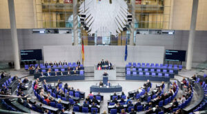 Gesetz: Bundestag berät über umfassende Steueränderungen