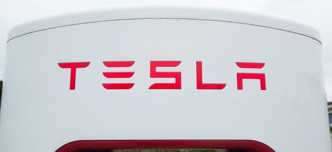 Kursturbulenzen: Tesla-Aktie an der NASDAQ deutlich im Plus: Tesla-Chef Elon Musk beruhigt Mitarbeiter - Morgan Stanley optimistisch