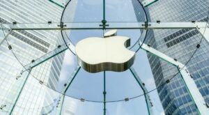 Gerüchte: NASDAQ-Wert Apple-Aktie: Apple soll an MacBook mit OLED-Display arbeiten - Verkaufsstart schon nächstes Jahr?