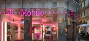 Daten abgegriffen: Telekom-Tochter T-Mobile US drohen hohe Kosten nach Cyber-Attacke - T-Mobile US-Aktie an der NASDAQ stabil