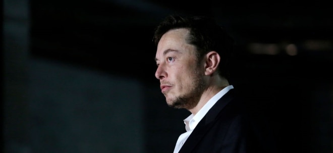 Börsenwächter auf dem Plan?: Verdacht auf Insider-Handel bei Elon Musk: Wird die SEC wegen Verkauf des NASDAQ-Titels Tesla aktiv?