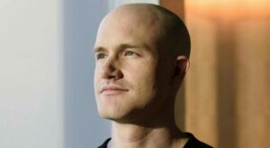 Coinbase CEO Urges Congress to Pass Clear Crypto Legislation — Warns America Risks Losing Financial Hub Status