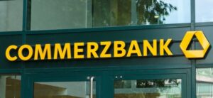 Oberste Börsenliga: Commerzbank-Aktie etwas fester: Commerzbank erreicht womöglich Milliardengewinn - Rückkehr in den DAX?