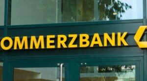 Oberste Börsenliga: Commerzbank-Aktie etwas fester: Commerzbank erreicht womöglich Milliardengewinn - Rückkehr in den DAX?