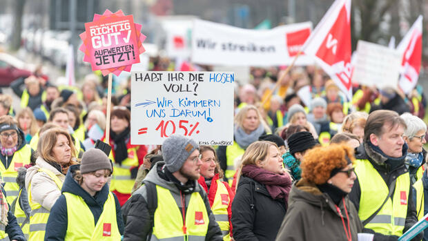 Konjunktur: Treiben die Lohnforderungen die Inflation immer weiter an? Drei Maßnahmen, um das zu verhindern