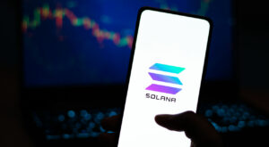 Biggest Movers: SOL Rebounds From 2-Month Low to Start the Weekend – Market Updates Bitcoin News