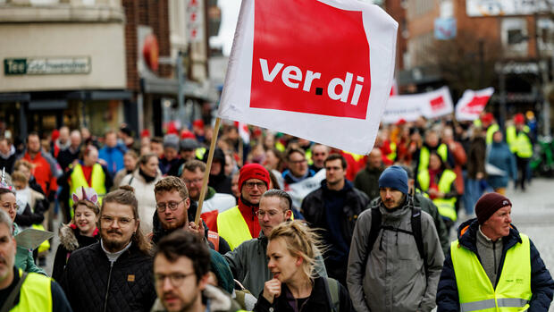 Großstreik im Verkehr: Das müssen Arbeitnehmer jetzt beachten