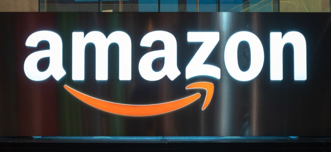 Neue Konzepte gesucht: NASDAQ-Titel Amazon-Aktie: Trotz Stellenstreichungen plant Amazon "Großes" mit seinen Lebensmittelläden