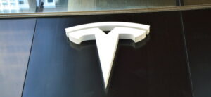 "Masterplan 3": Tesla-Aktie vorbörslich an der NASDAQ tiefrot: Tesla will Preis für E-Autos halbieren