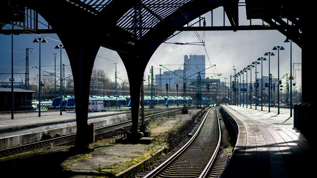 Eisenbahnpolitik: Bahnreform: „Wir wollen so wenig wie möglich ändern“