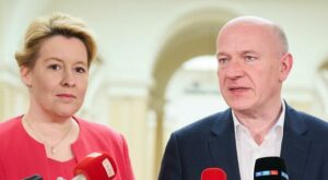 Berlin-Wahl: CDU und SPD stellen Koalitionsvertrag vor