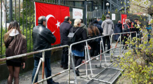 Wahl in der Türkei: Türkische Opposition beklagt Wahl-Unregelmäßigkeiten