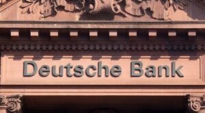 Verstärkung: Deutsche Bank: Personalveränderungen während des schwachen Fusionsgeschäfts