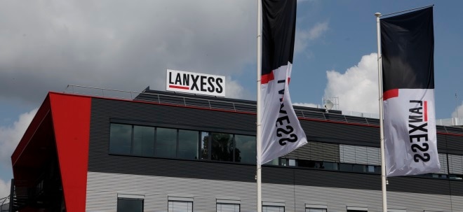 Schwache Nachfrage: LANXESS-Aktie bricht zweistellig ein, auch BASF und Brenntag unter Druck: Gewinnwarnung für 2023 schockt die Märkte