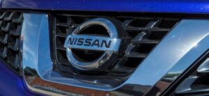 Klage eingereicht: Nissan-Aktie: Ex-Autoboss Ghosn fordert von Nissan eine Milliarde Dollar Schadenersatz