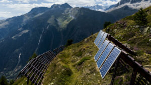 OECD-Steuer: Schweizer stimmen für globale Mindeststeuer für Großkonzerne