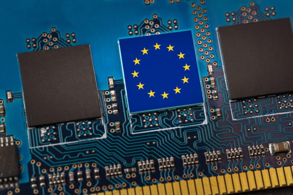 EU-Flagge als Prozessor-Chip