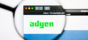 Adyen-Aktie knickt ein: Barclays, Berenberg und JPMorgan senken Ziel für Adyen