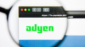 Adyen-Aktie knickt ein: Barclays, Berenberg und JPMorgan senken Ziel für Adyen