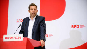 Energiepolitik: SPD-Chef Klingbeil besteht auf Einführung Industriestrompreis