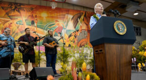 Hawaii: Biden sagt bei Besuch auf der Insel Maui weitere Hilfe zu