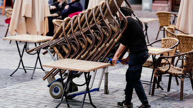 Arbeitsmarkt: Arbeitskräftenachfrage schwach wie seit zwei Jahren nicht mehr