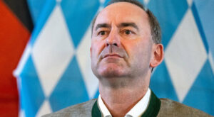Bayern: Flugblatt-Affäre: Ministerpräsident Söder will Aiwanger im Amt belassen