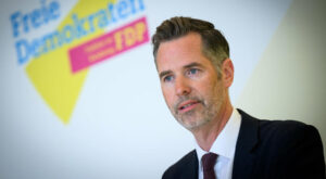 FDP Fraktionssitzung: Dürr bleibt FDP-Fraktionschef im Bundestag