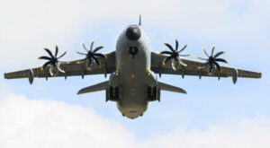 A400M: Nach der Lufthansa kommt die Luftwaffe: Bundeswehr fliegt Deutsche aus Israel aus