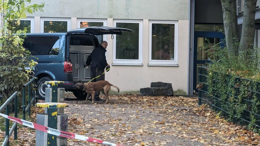 Bedrohungslage: Bombendrohungen an mehreren Schulen – Auch ZDF betroffen