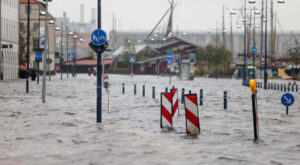 Sturmflut: Rekordhochwasser an der Ostsee – Sorge bereiten einige Deiche
