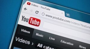 Teenager schauen lieber YouTube statt Netflix: Die neuesten Streaming-Trends im Überblick