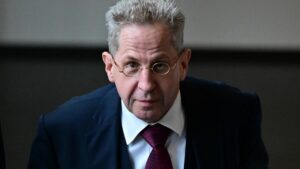 Rechtsextremismus: Verfassungsschutz hat Ex-Behördenchef Maaßen in den Blick genommen