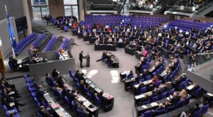Wirtschaft: Bundestag beschließt abgespecktes Wachstumschancengesetz