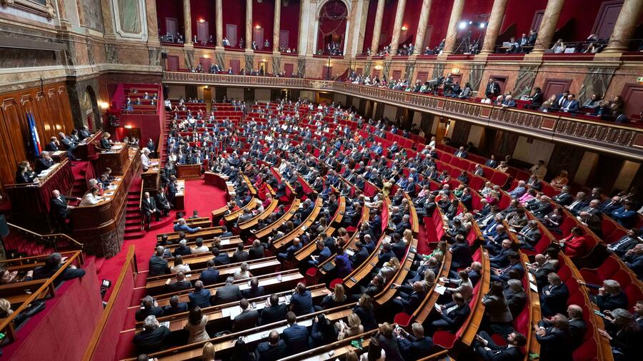 Abtreibung: Frankreich verankert Recht auf Abtreibung in Verfassung