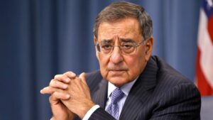 Ex-Verteidigungsminister Panetta: „Wenn wir nicht Stärke zeigen, öffnen wir Tyrannen Tür und Tor“