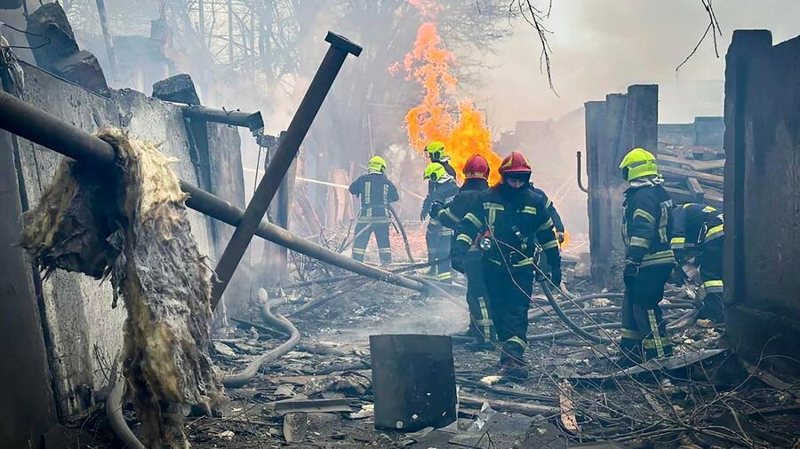 Ukraine-Krieg – Lage am Morgen: Verletzte nach Raketenangriff auf Odessa