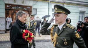 Ukraine-Krieg – Die Lage: „Die Ukraine kämpft auch für Europas Werte“ – Habeck zu Besuch in Kiew