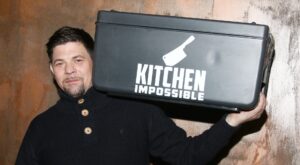 Empörung bei „Kitchen Impossible“: Tim Mälzer überrascht Sternekoch mit einer besonderen Frage