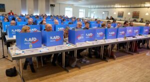 ZDF-Politbarometer: AfD wäre Umfrage zufolge bei Europawahl drittstärkste Kraft